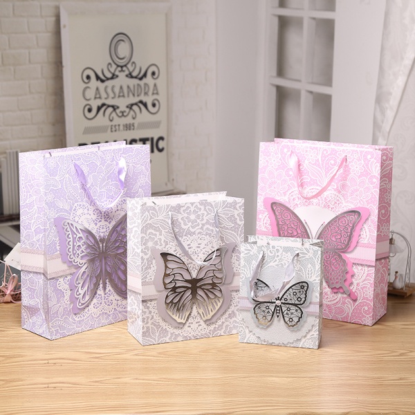 Paket podarochnyy Snax 213-S 23x18x10