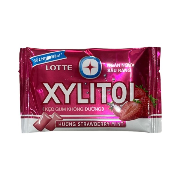 Zhevatelnaya rezinka Lotte Xylitol myata-klubnika 11,6g