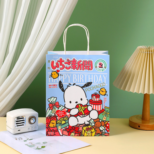 Paket podarochnyy Yokee Pochacco 21*15sm
