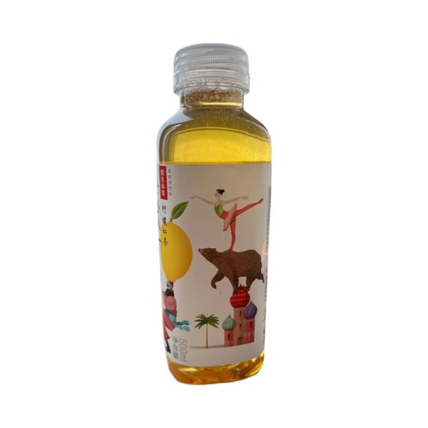 Napitok Nongfushanquan chernyy chay s limonom 500ml