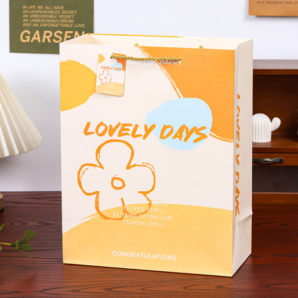 Paket podarochnyy Yokee Lovely Days 32,5*25,5sm
