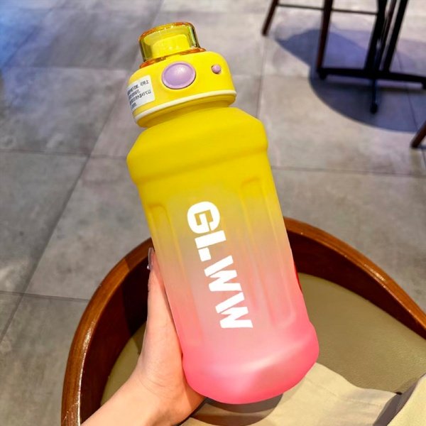Butylka Yokee Aixue gradient 900ml